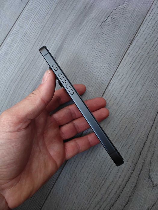 iPhone 17 512GB ca nou 4 cicluri 100% baterie