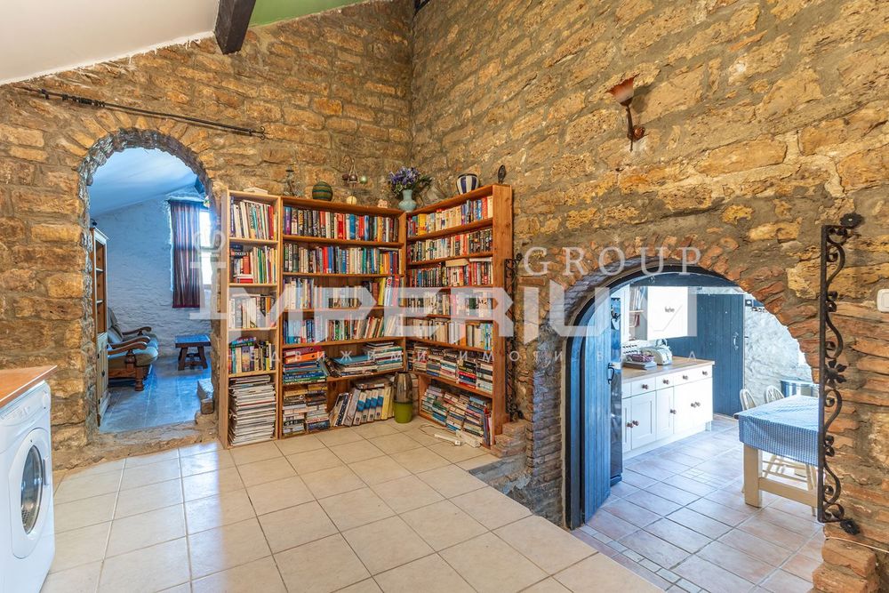 Продава се Къща в с. Изгрев, Област Варна - 220 кв.м за 796 €/кв.м - Снимка #5