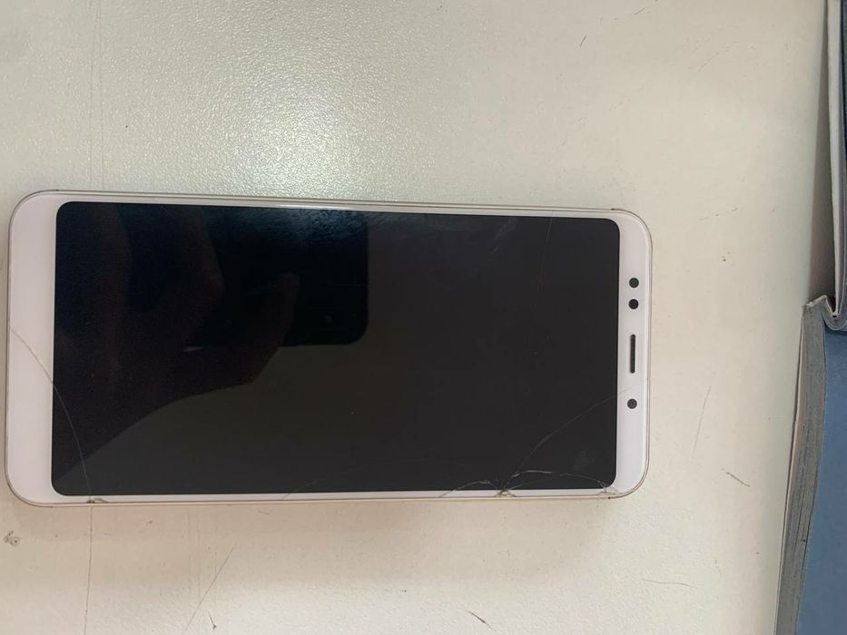 Редми 5 плюс 3/32гб