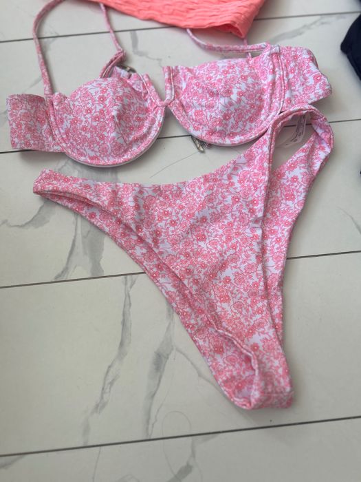 Бански нови черен и розов 20€