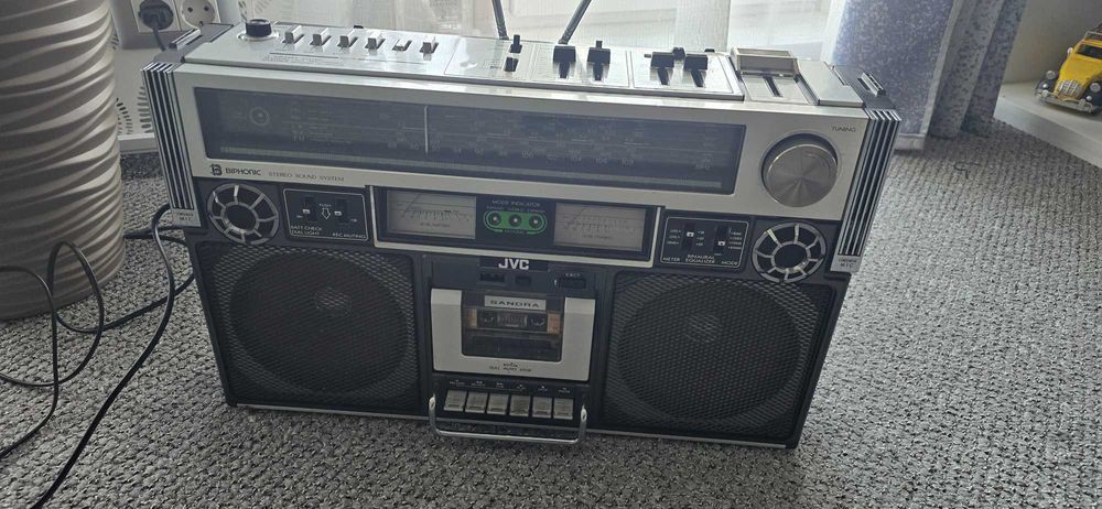 Radiocasetofon JVC 838L Boombox