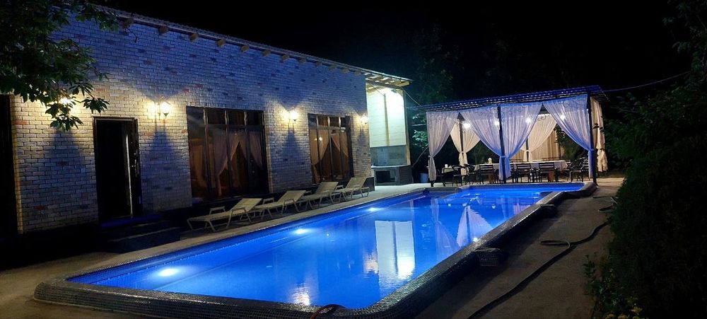 Yengi oilaviy evro dacha basseyn 15x5