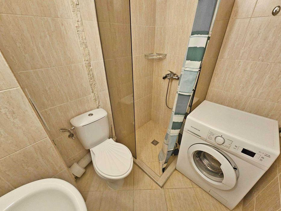 Продава се Тристаен апартамент в к.к. Слънчев бряг - 76 кв.м за 1382 €/кв.м - Снимка #8