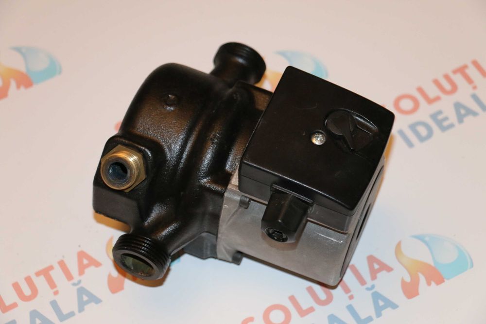 Pompa Bosch Grundfos UPS15-35/50 JULA centrala termica Bosch Buderus