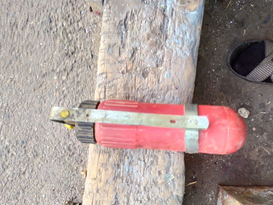 Продам советский огнетушитель.