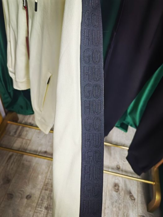 Oferta! Trening Hugo,calitate luxury,toate marimile