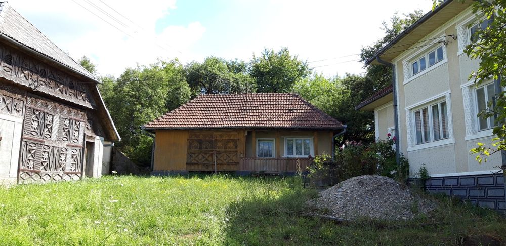 Casă si anexe Tămășești