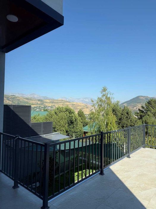 Продается новая Дача Дом в 3 километрах от "Бочки" Чарвак.