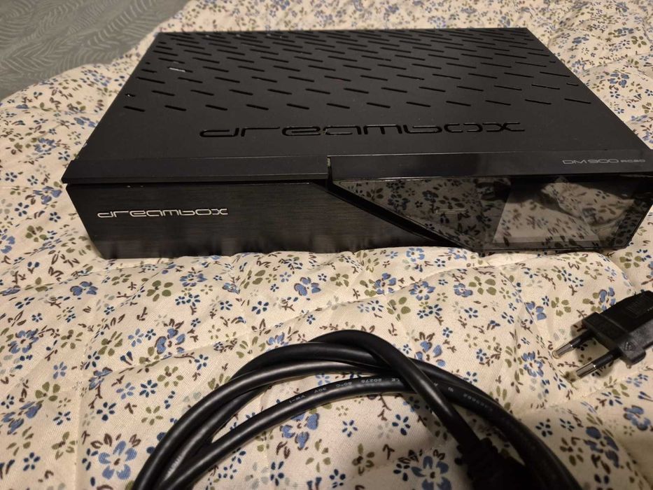Сателитен приемник Dreambox DM900 RC20 UHD 4K 1x Dual DVB-S2X MS Tuner