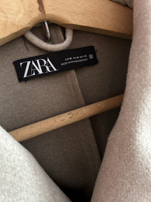 ZARA бежово палто размер М-Л