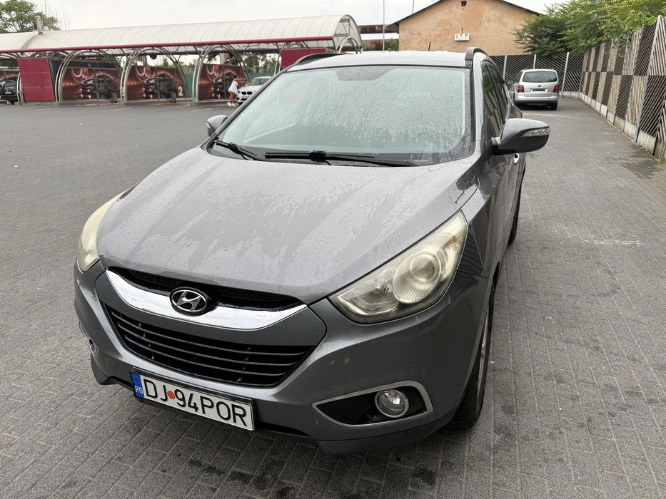 HYUNDAI ix35 2012 — imagine 2