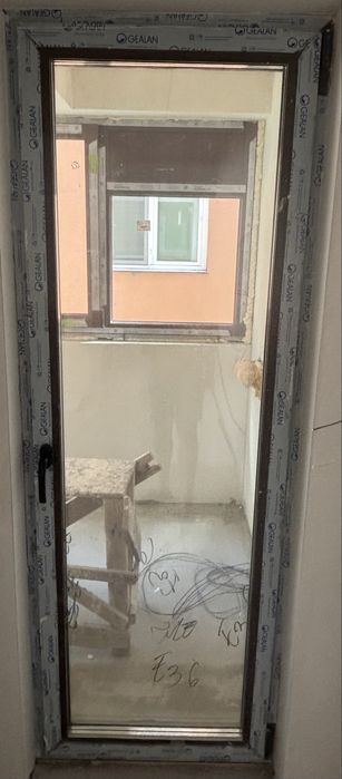 ușă pvc gealan nuc 76x214 cm tripan 6 camere – nouă