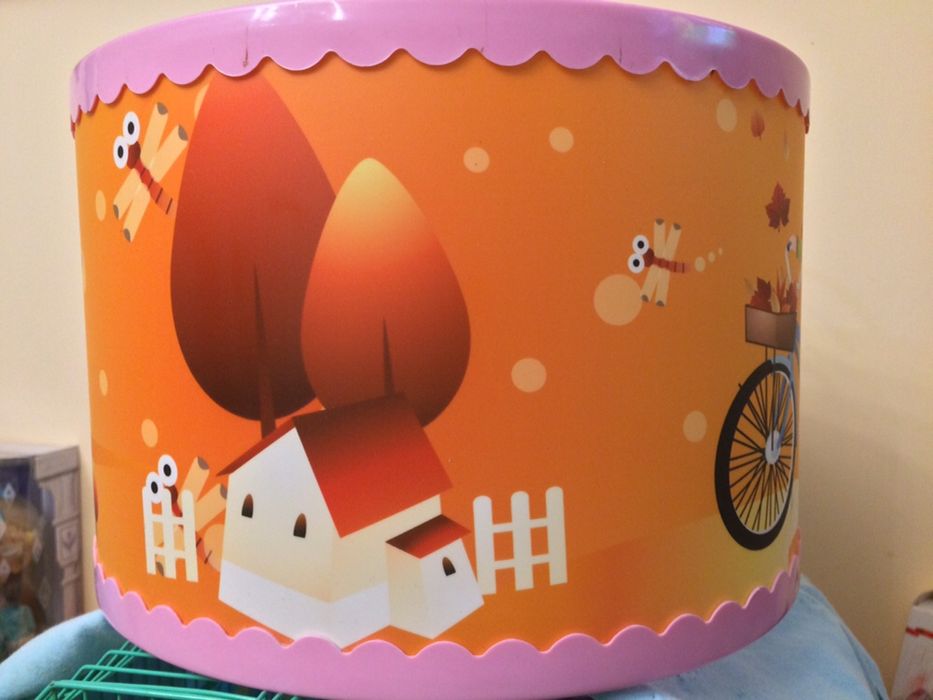 Lustră copii aplică