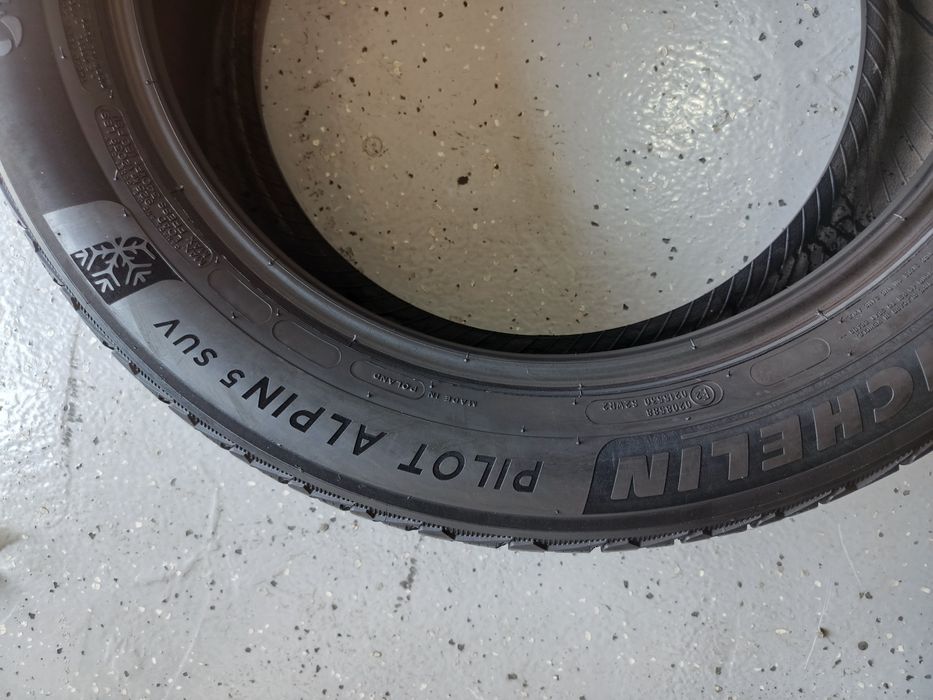235.55.19 Michelin M+S Second-hand