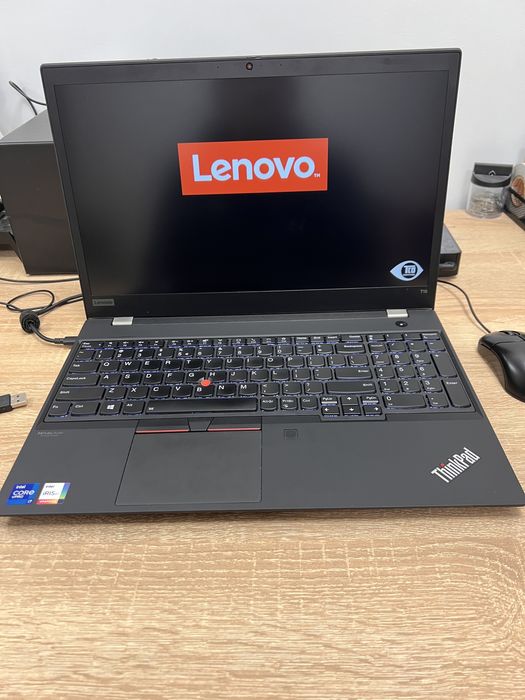 Lenovo thinkpad t15 gen 2 i7-1185g7 32 GB RAM 512 SSD 15.6 inch full h