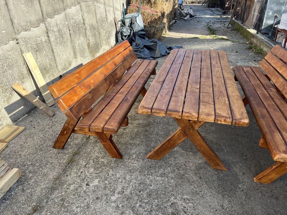 Mobilier Rustic / Balansoare / masa cu bănci / Scaun ornamental