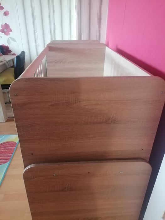 Детско легло със шкафчета