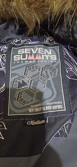 Туристическо дамско   яке и панталон