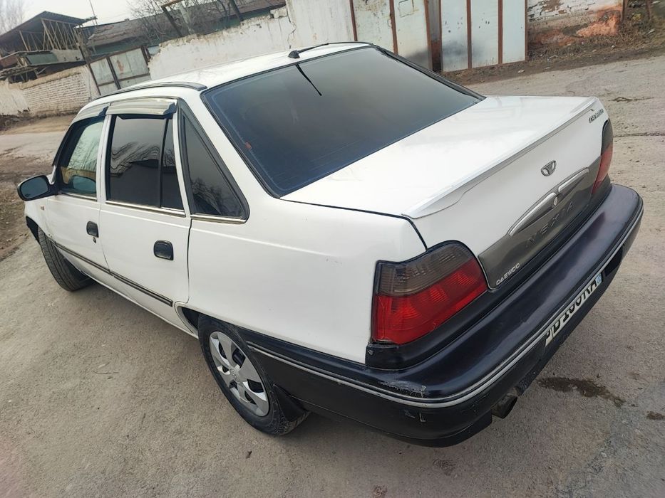 Nexia 1 avtomobil 2004 yil