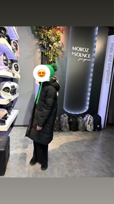 Продам зимнюю куртку 18000