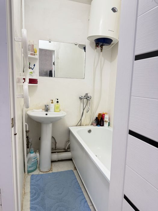 продается 2 комнатная квартира