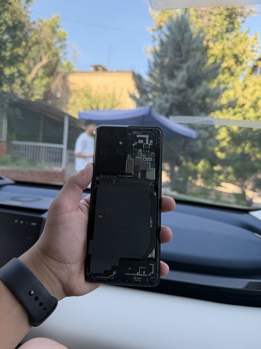 Продается Samsung S21 ultra