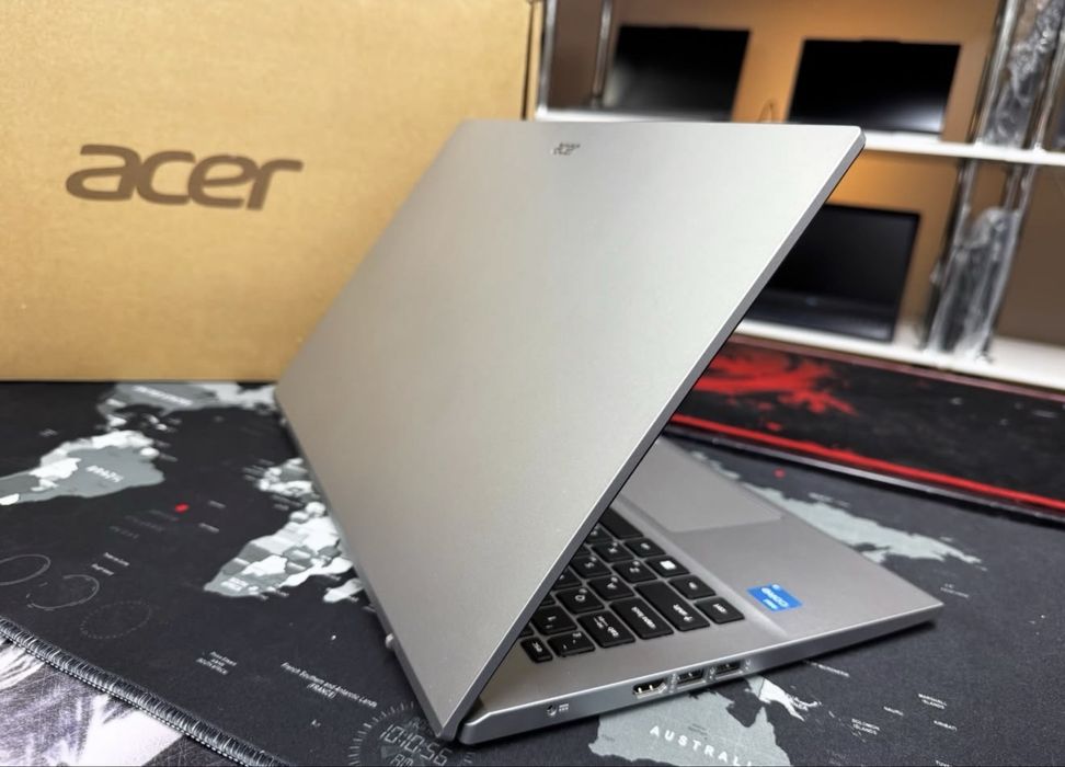 Почти Новый Acer Aspire 3 - Core i3-1215U/8GB/SSD512Gb