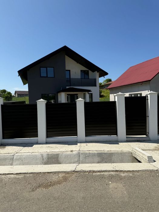 Vand casa P+M construita in2025 stauceni toate utilitatile