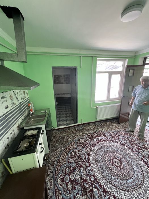 4хоналик ховли уй арендага берилади.