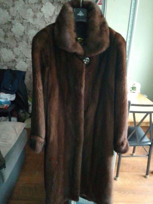 Шуба норка коричневая