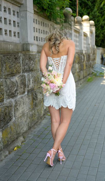 Sexy, Elegantă și Impecabilă, Rochie de Cununie pentru Mirese cu Stil!