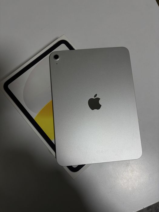 ipad A16 2025 / 256гб + стилус