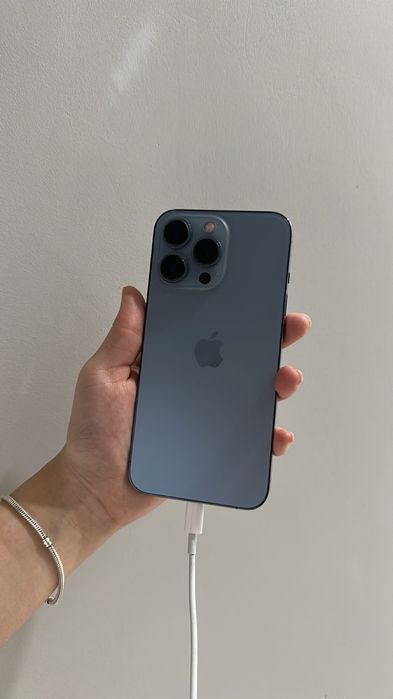 Продам Iphone 13 pro 256gb