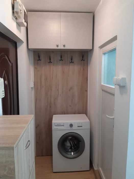 Titan, Baba Novac, Proprietar