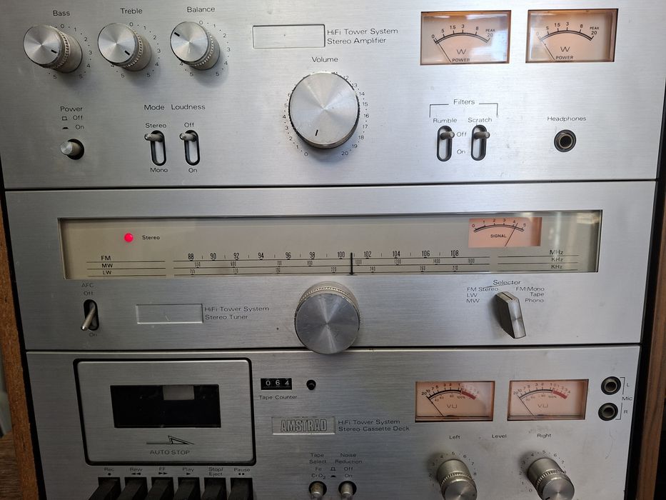 Усилвател,тунер ,дек ,грамофон