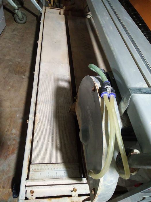 Электрический плиткорез