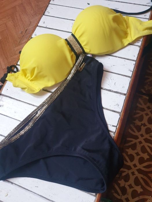 Новый купальник (Италия)