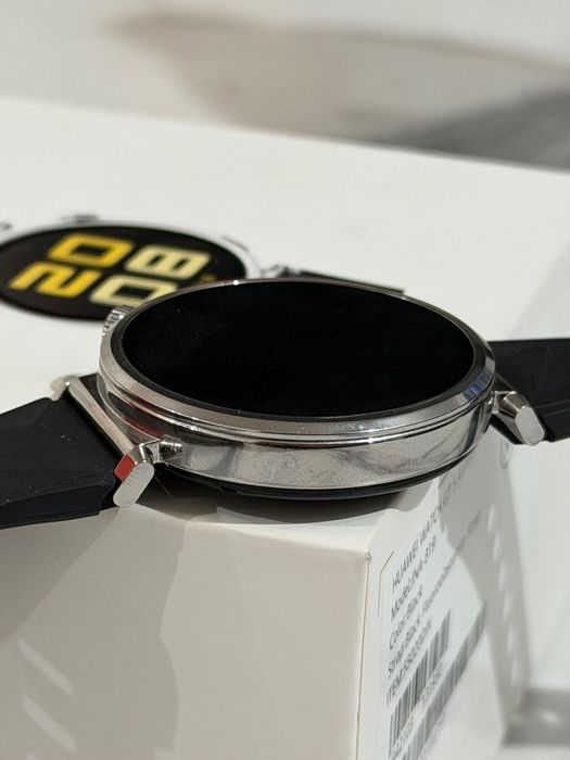 Смарт часовник HUAWEI WATCH GT 5 BLACK, 41мм
