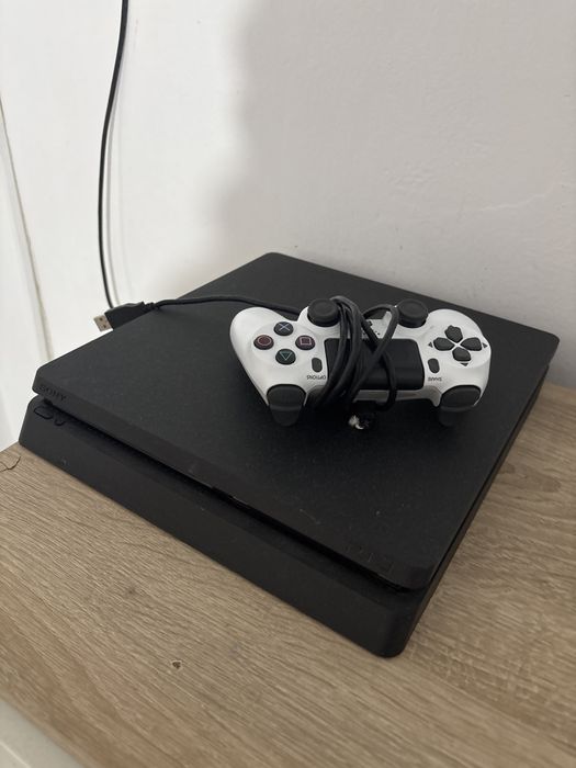 Ps4 Slim cu controller