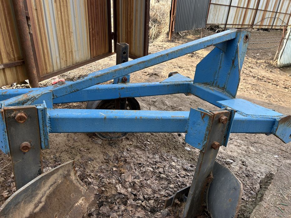 Плуг 3 корпус Сока……