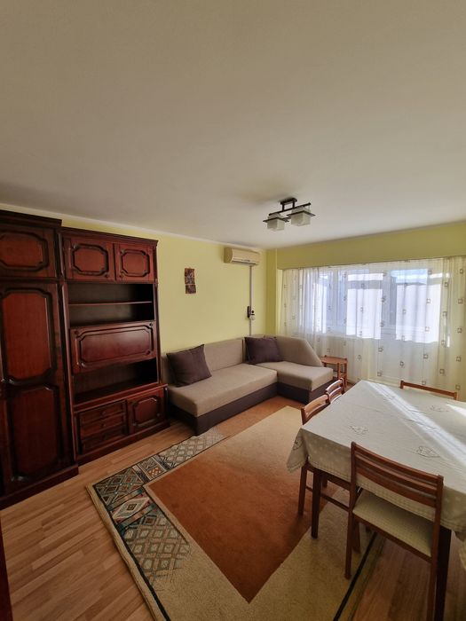 Apartament 4 camere de inchiriat în zona Dumbrava-Nord