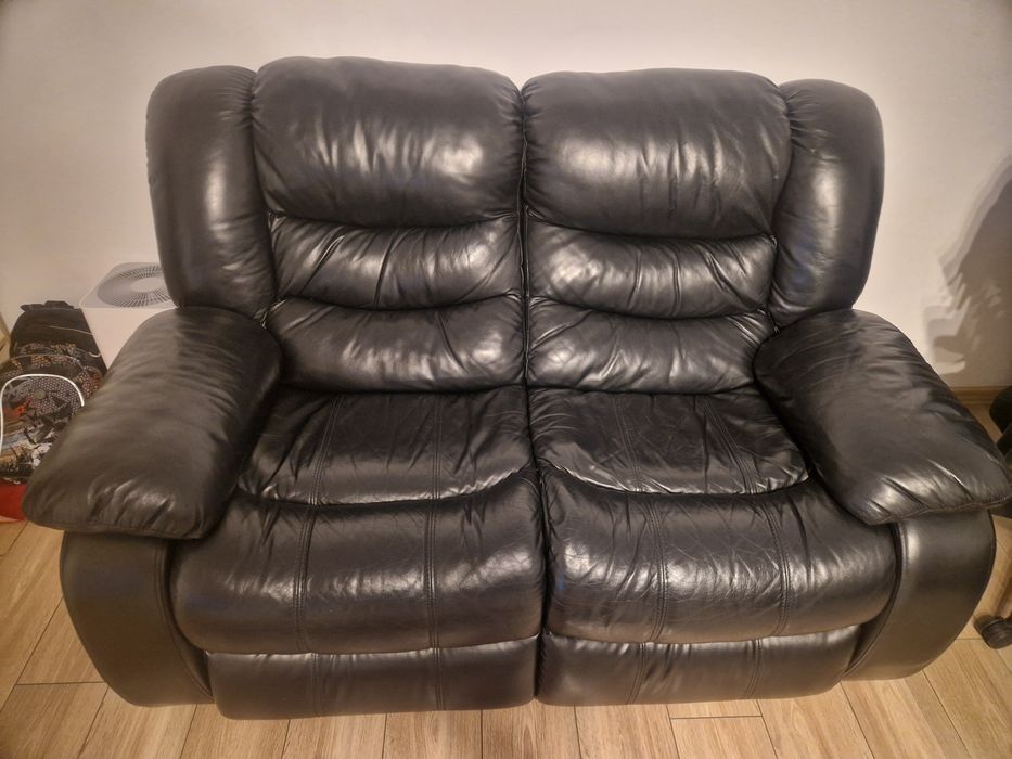 Vând canapea 2 locuri