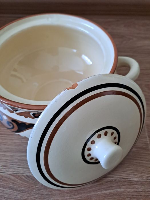 Посуда  фарфоровая. и др.