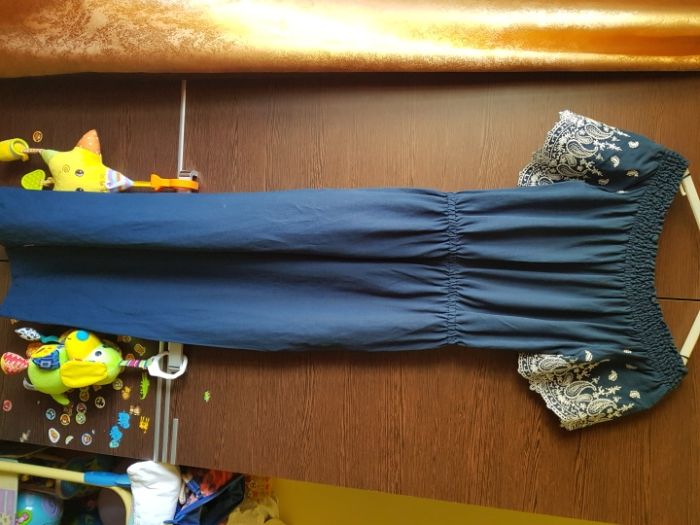 Vand salopeta Abercrombie & Fitch cu broderie