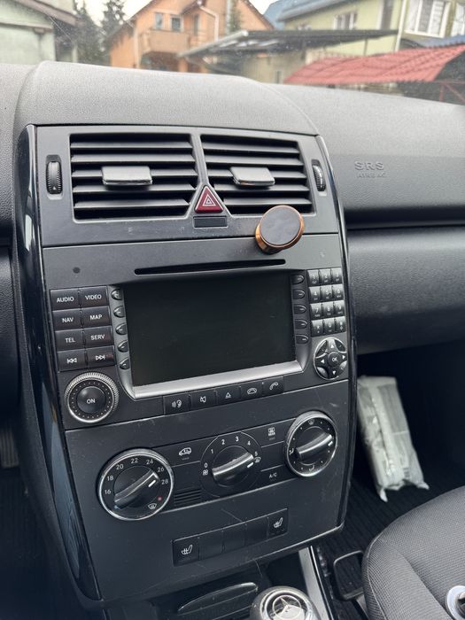 Vând Mercedes A180 CDI, an 2006,motor diesel, cutie automata,314945km