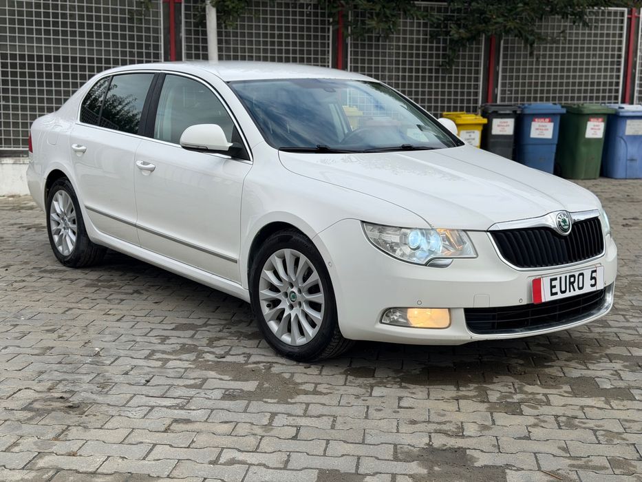 SKODA Superb 2013 — imagine 3
