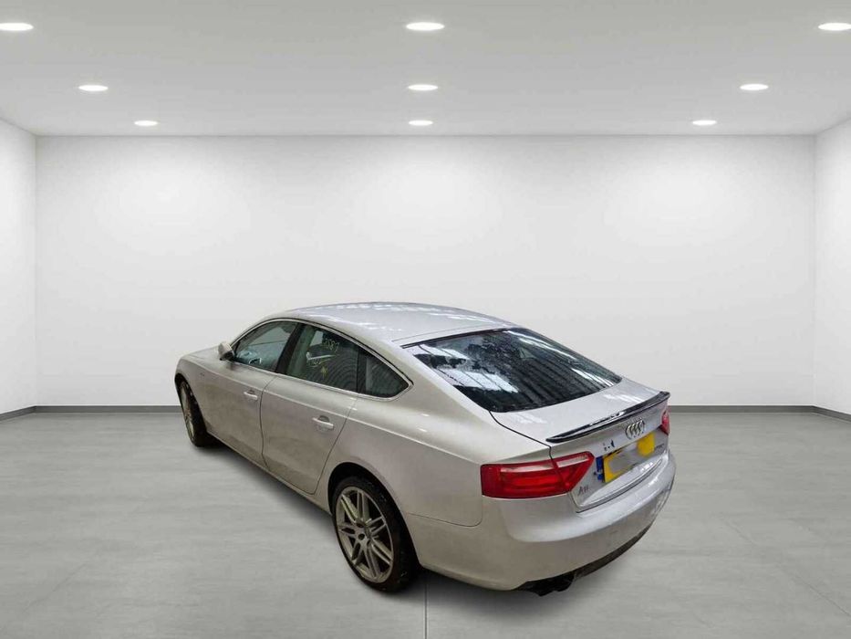Dezmembrari dezmembrez Audi A5 Sportback (8TA) 2.0 TDI cod motor CAHA