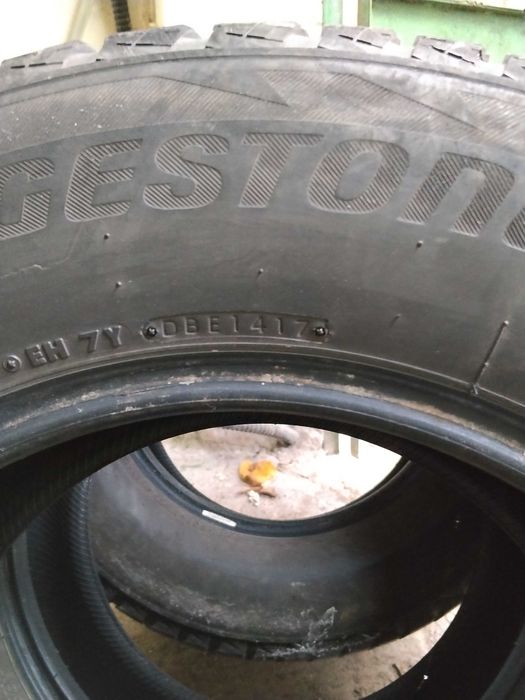 Гуми за джип 17" Bridgestone Blizzak