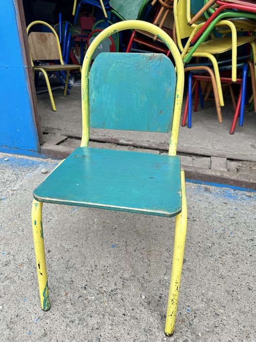 Продаются стулья детские