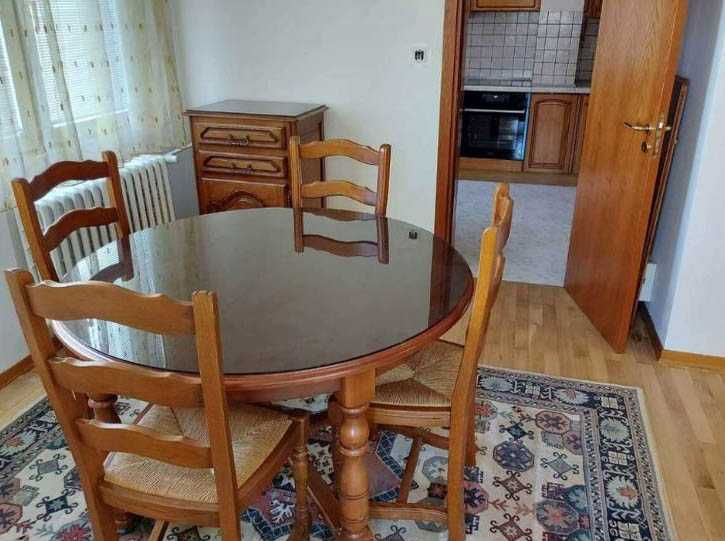 Четиристаен апартамент под наем в кв. Изток